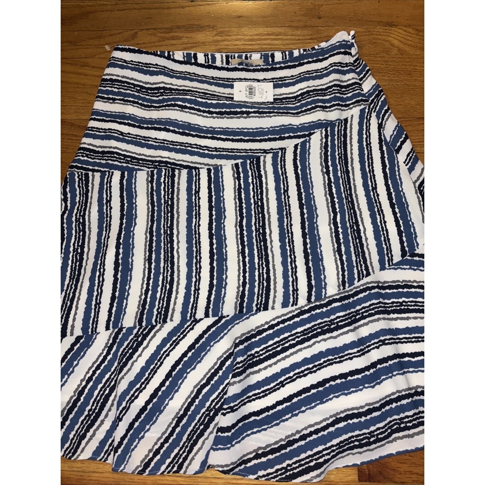ANN TAYLOR LOFT~White GEOMETRIC Zig Zag Fit N Flare Skirt~6 - Picture 2 of 6
